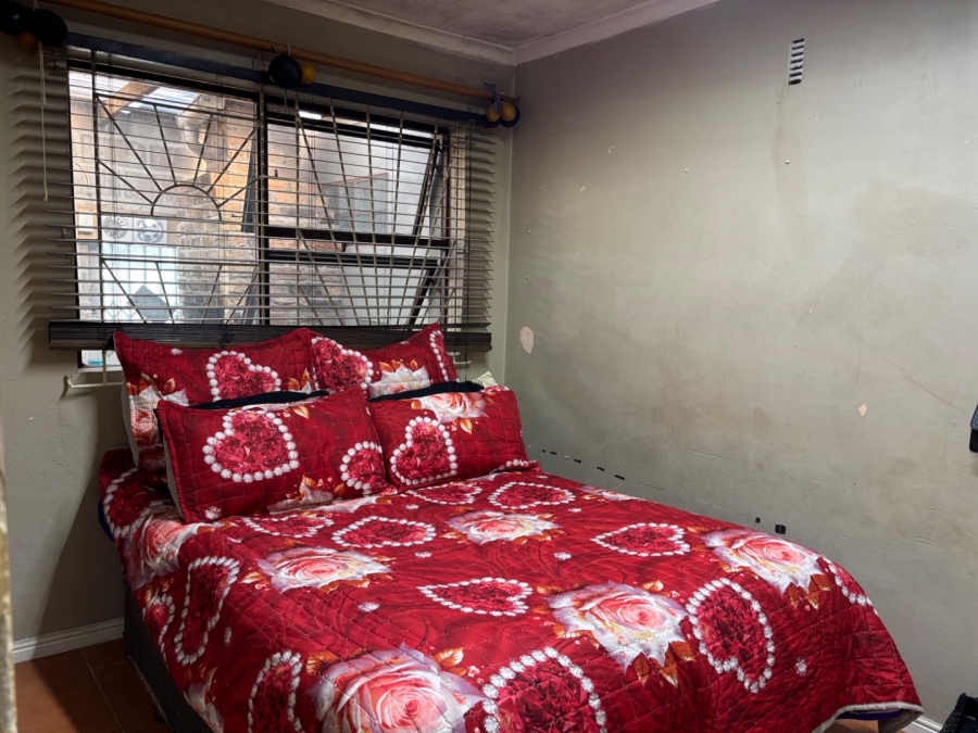  Bedroom Property for Sale in Rocklands Western Cape